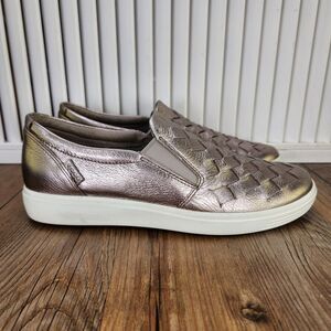 ECCO Soft 7 Woven Loafers Womens Size 7 Rose Gold Leather Slip On Comfort Shoes